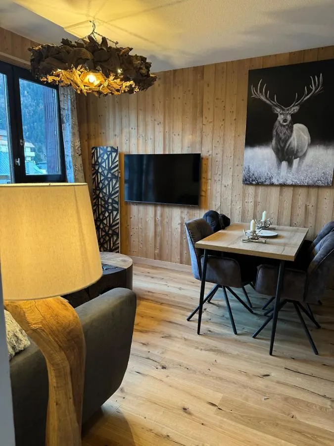 Cocon Au Coeur De Chamonix Avec Parking Gratuit Apartment