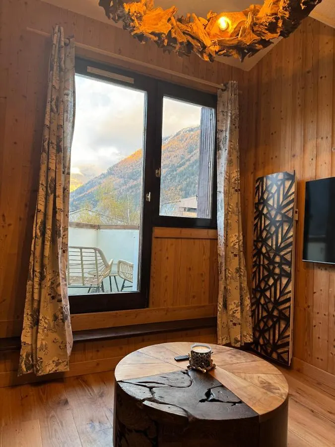 Cocon Au Coeur De Chamonix Avec Parking Gratuit Apartment
